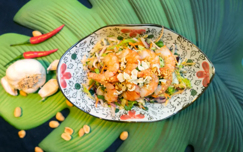 "Indochine" Nộm xoài